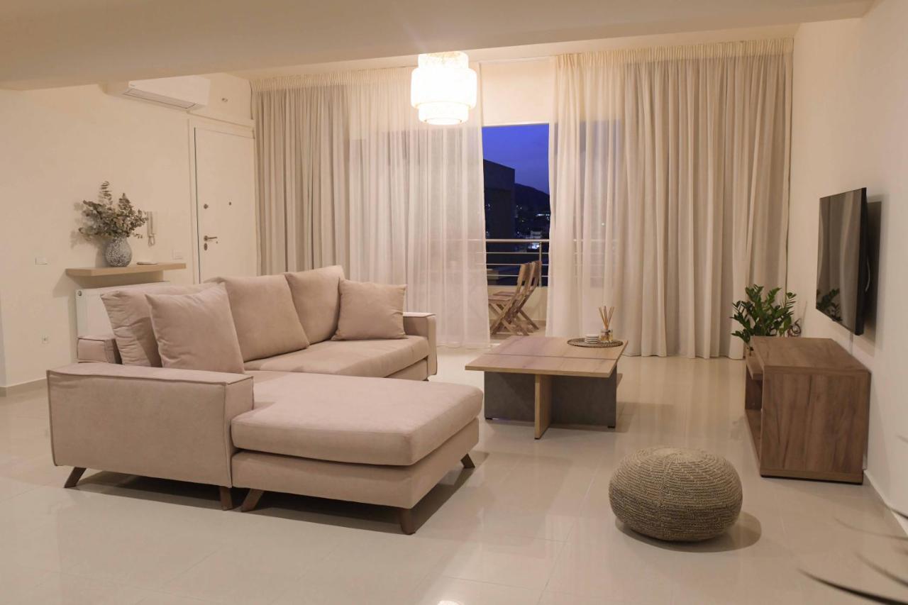 Oikies Luxury Apartments With Private Free Parking Area อายิโอสนิโกลาโอส ภายนอก รูปภาพ